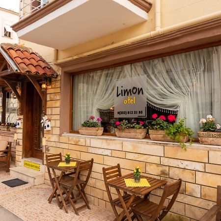 Limon Otel Foca Exterior photo